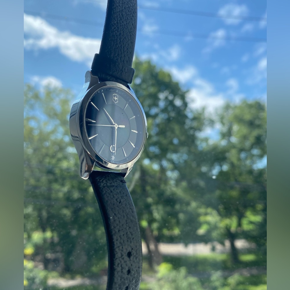 Victorinox Swiss Army Watch with Mother of Pearl